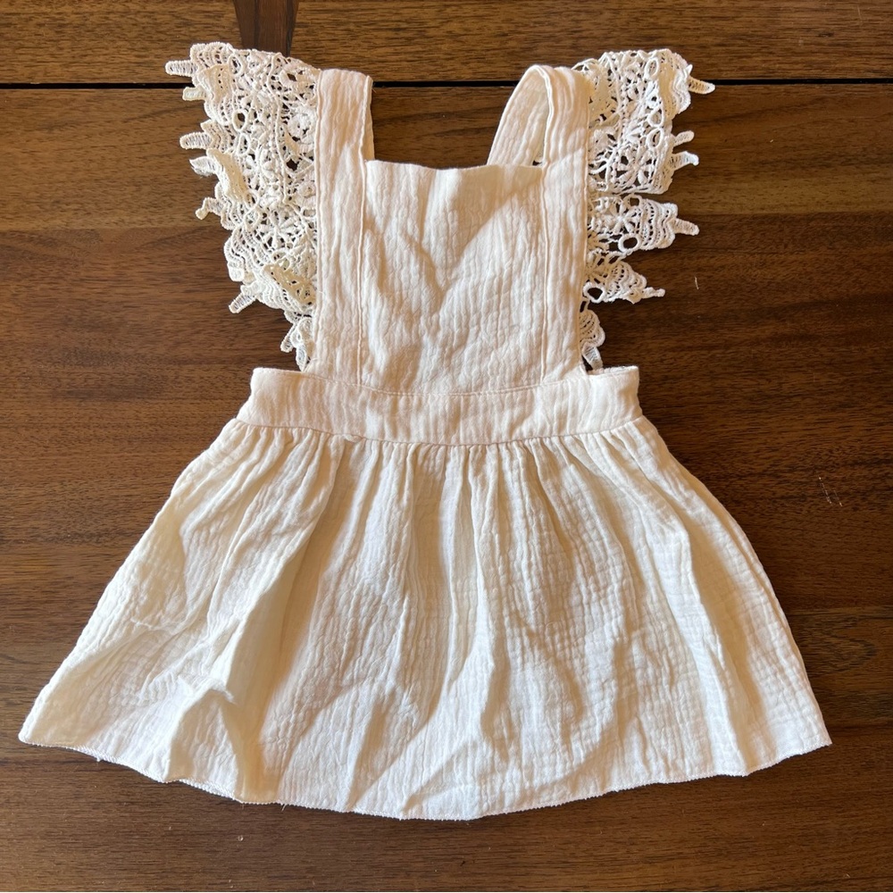Baby Girl White Lace and Muslin Dress (Size 18-24M)
